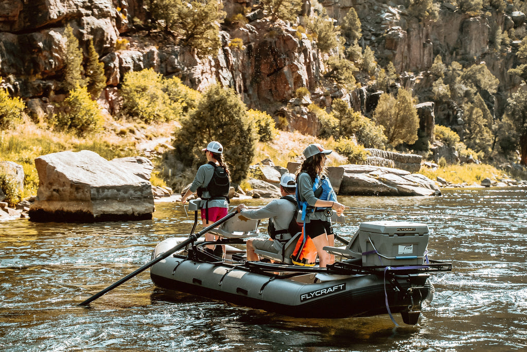 VIDEO: Twins On The Fly | Fly fishing the famous Green River with 16 year old Faith and Grace for trout